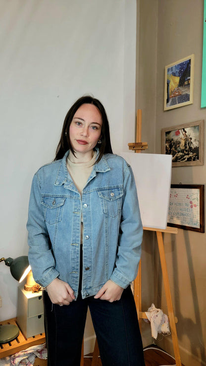 Veste en jean upcyclée peinte à la main. " Perpétuels adieux" Taille : L (femme)
