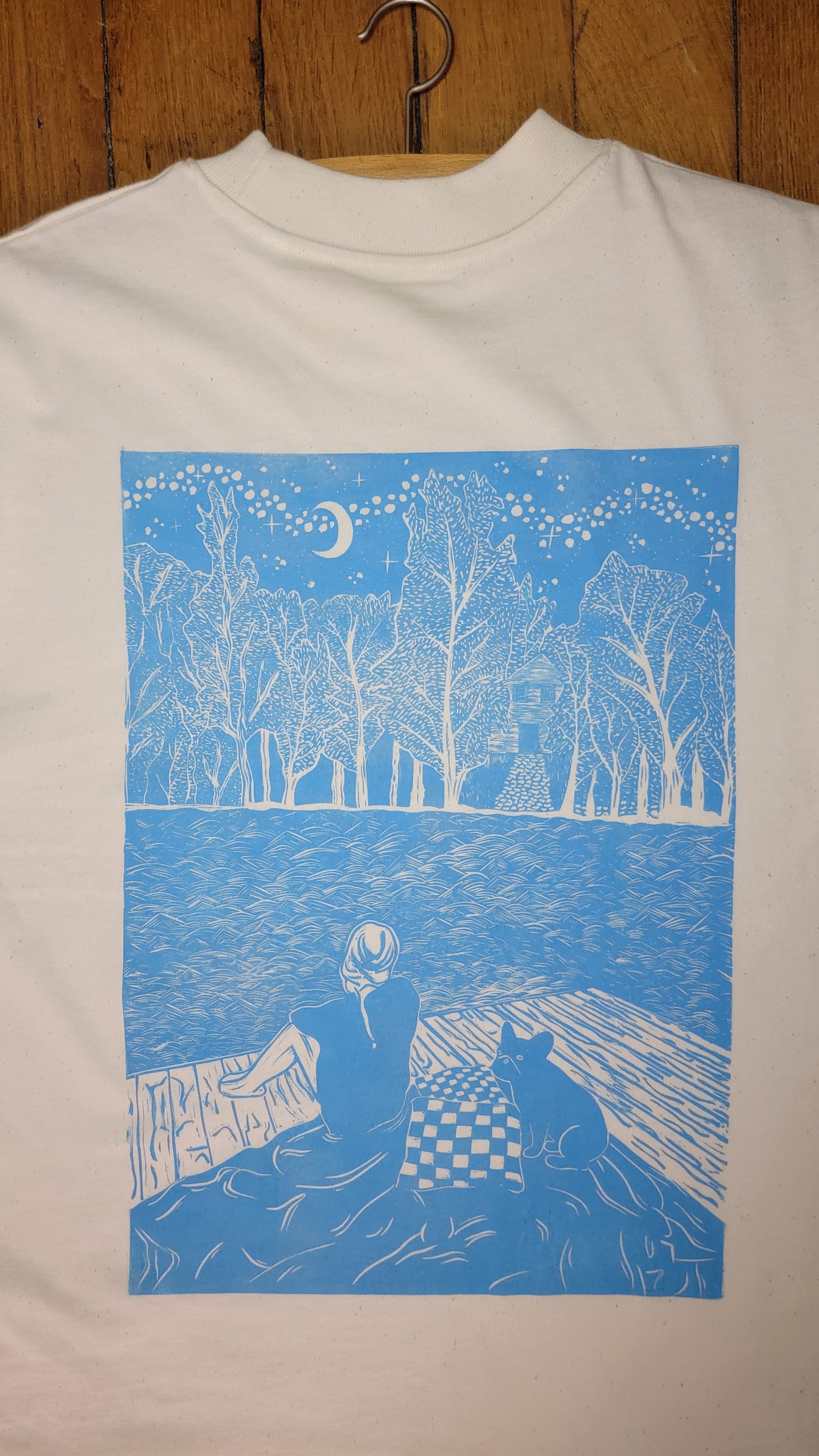 Teeshirt oversize en linogravure - "A l'orée des étoiles" - Couleur bleu clair- Taille XS