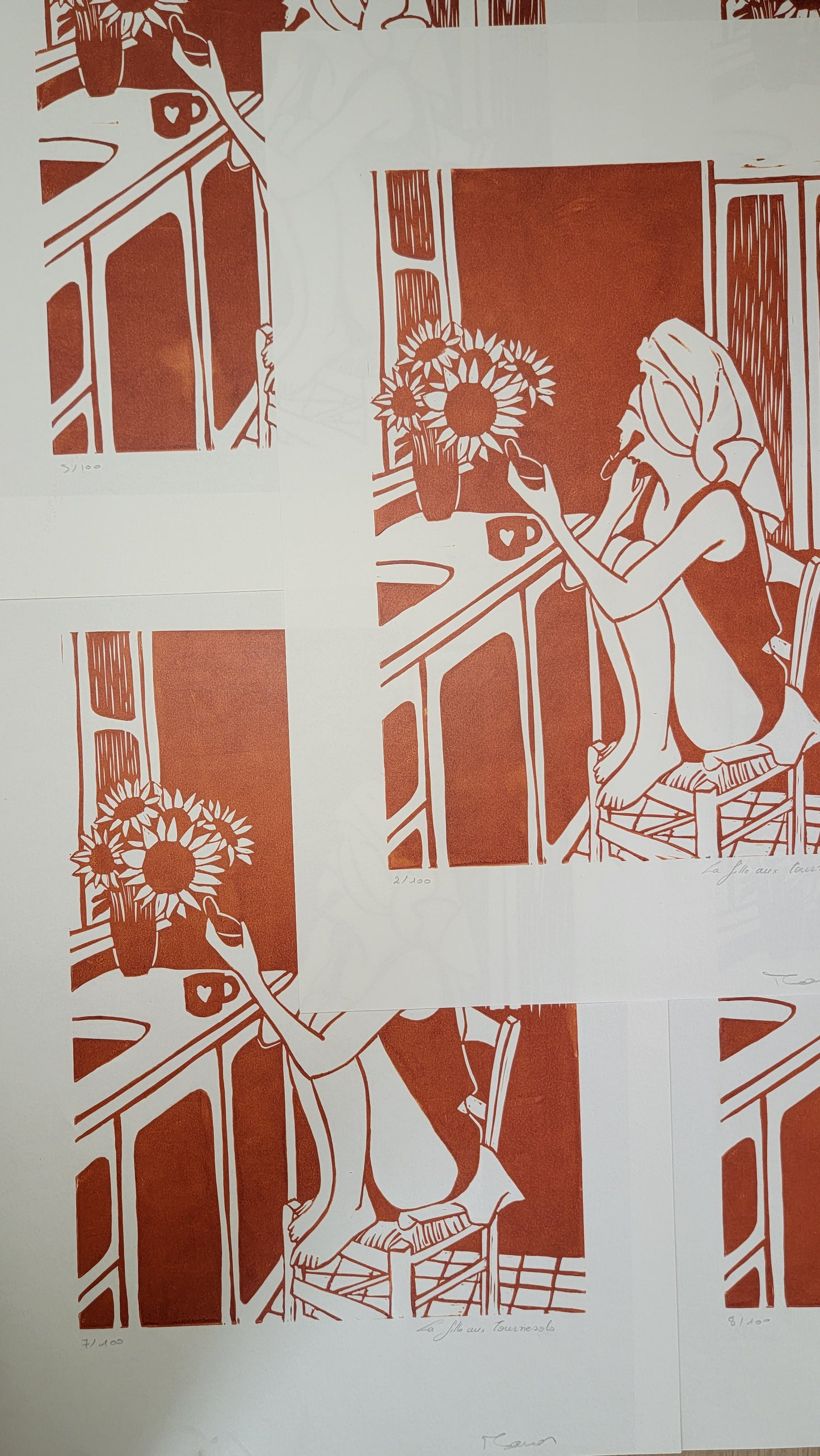 Linogravure originale en édition limitée "La fille aux tournesols" Couleur Sanguine