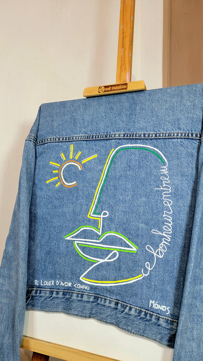 Veste en jean upcyclée peinte à la main. "Ce bonheur entrevu" - Taille : S (femme)