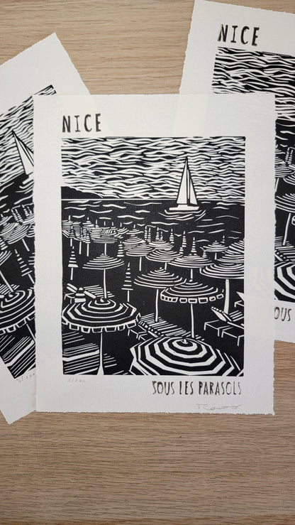 Linogravure originale en édition limitée "Sous les parasols" Couleur Noir de carbone