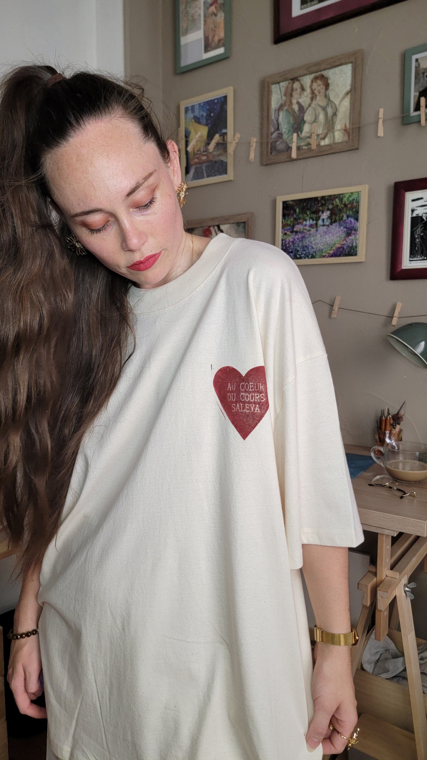 Teeshirt oversize en linogravure - "Au cœur du cours Saleya" - Couleur Rouge brique  - Taille L