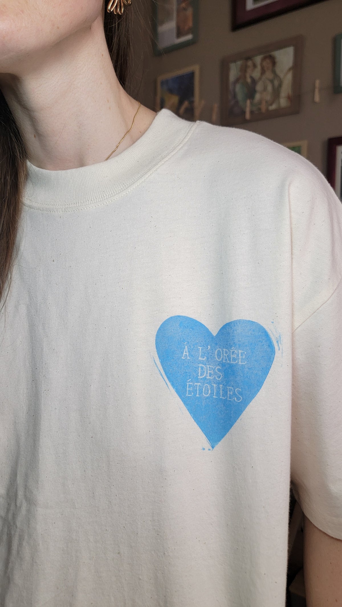 Teeshirt oversize en linogravure - "A l'orée des étoiles" - Couleur bleu clair- Taille XS